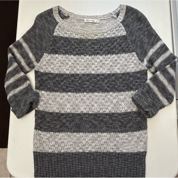 Ricki’s Sweater Lightweight Open Weave Cotton Grey Stripes Size Small - Picture 12 of 15